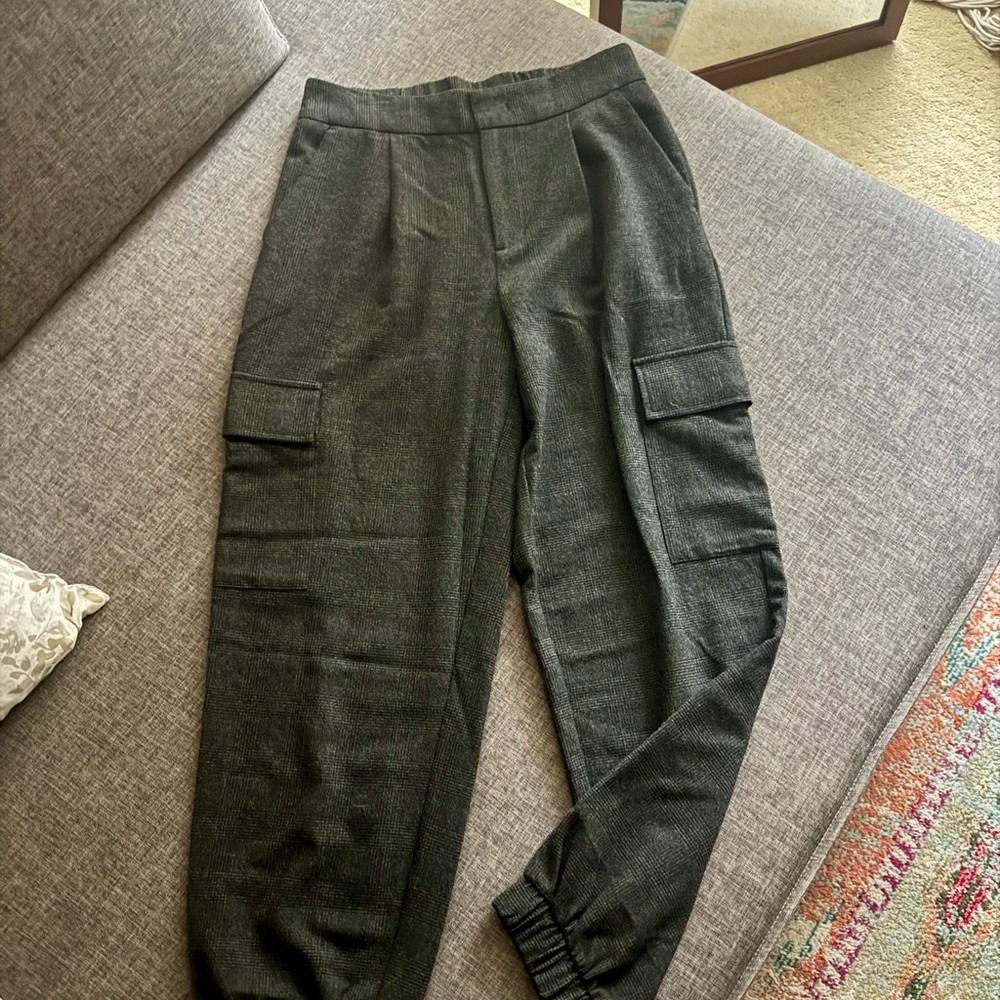 GIFTED‼️TARGET - A New Day Women's High-Rise Ankle Jogger Pants